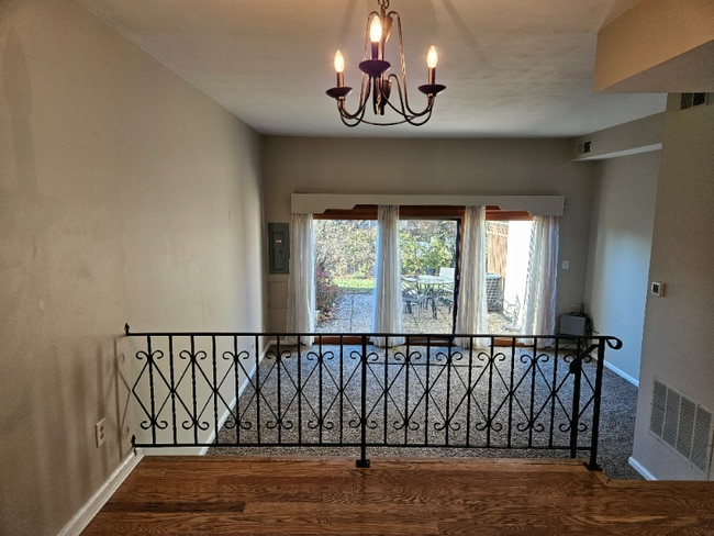 1238 Pennsbury Blvd in Pittsburgh, PA - Building Photo - Building Photo