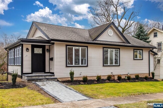 property at 35 Roosevelt Ave