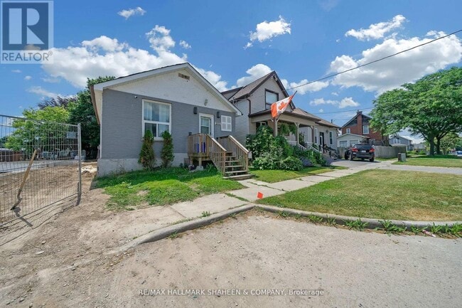 property at 203 Quebec St