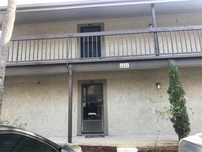 6324 Newtown Cir in Tampa, FL - Building Photo - Building Photo