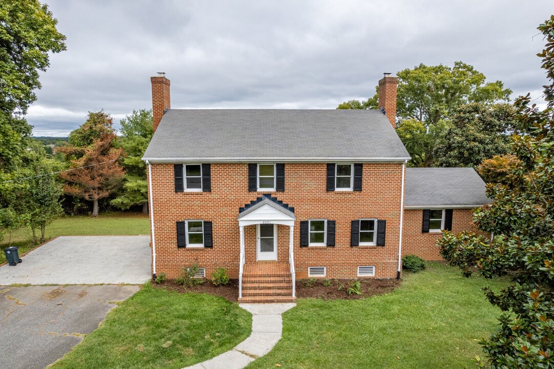 4401 Williams Rd in Lynchburg, VA - Building Photo
