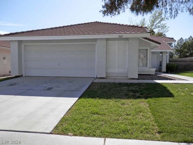 2025 Big Bend Way in Henderson, NV - Building Photo - Building Photo