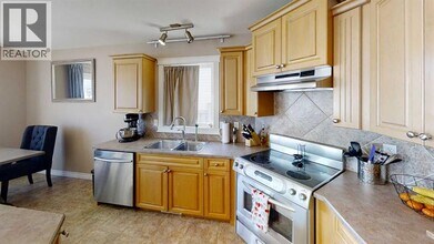 9301 Lakeland Dr in Grande Prairie, AB - Building Photo - Building Photo