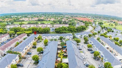 7301 NW 174th Terrace in Hialeah, FL - Building Photo - Building Photo