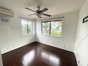 94511-511 Meaaina Pl in Waipahu, HI - Building Photo - Building Photo