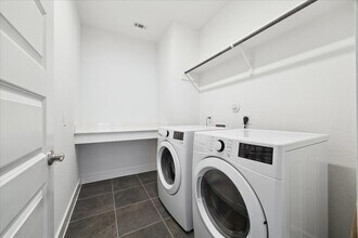 15156 Parkland Canyon Dr in Cypress, TX - Building Photo - Building Photo