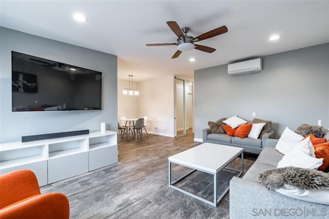 3535 Monroe Ave in San Diego, CA - Building Photo