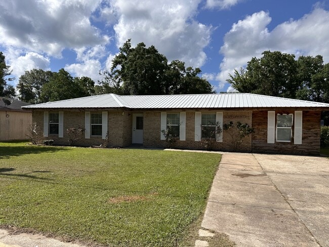 property at 1622 Espoir Dr