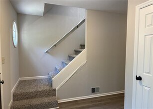 1359 Willowbrook Dr SW in Marietta, GA - Building Photo - Building Photo