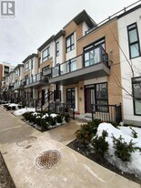 145 Canon Jackson Dr in Toronto, ON - Building Photo