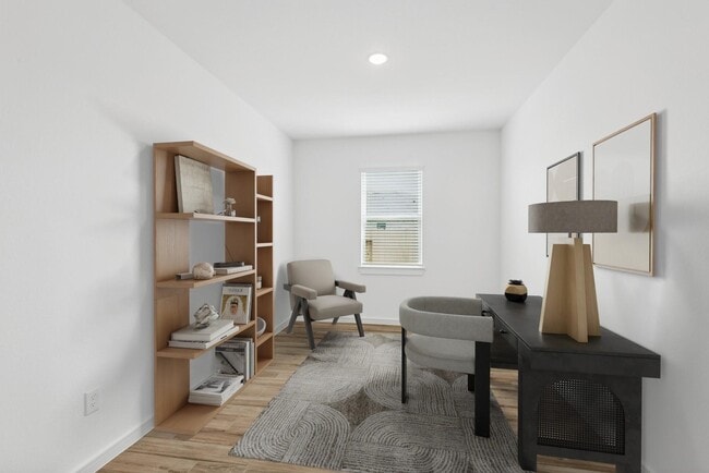 121 Knight Byu Dr in Dayton, TX - Building Photo - Building Photo