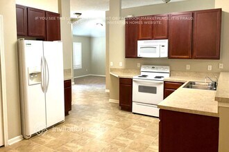 2513 Royal Pointe Dr in Green Cove Springs, FL - Building Photo - Building Photo