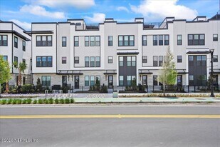 1928 Prudential Dr in Jacksonville, FL - Building Photo