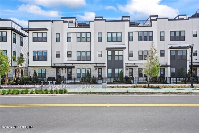 property at 1928 Prudential Dr