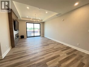 1855 Wyoming Ave in Lasalle, ON - Building Photo - Building Photo