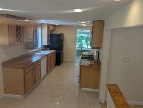 578 Rte 524 in Allentown, NJ - Building Photo - Building Photo