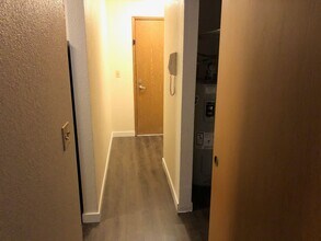 TWG South in Seattle, WA - Foto de edificio - Interior Photo