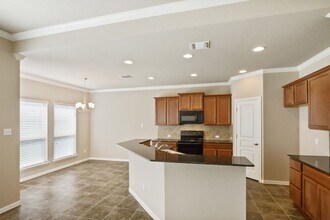 5711 Blackstone Dr in Temple, TX - Building Photo - Building Photo