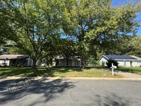 7425 Lancashire Dr in Mint Hill, NC - Building Photo