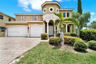 20765 SW 89th Ave in Cutler Bay, FL - Building Photo