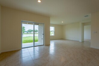 1226 Red Hl Rd in Davenport, FL - Building Photo - Building Photo