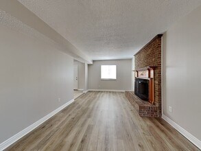 7315 Connan Ln in Charlotte, NC - Foto de edificio - Building Photo