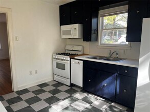 1615 Maggie Mayes St in Austin, TX - Building Photo - Building Photo