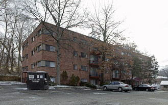 Delta House Apartments