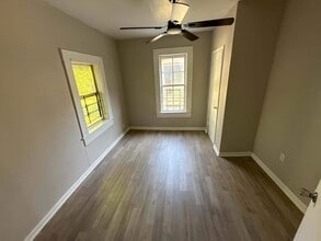 2237 Mobile Ave in Jackson, MS - Building Photo - Building Photo