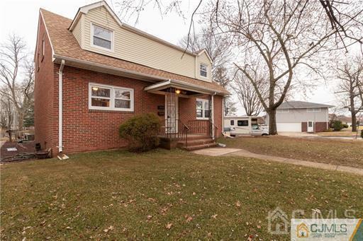 346 Carteret Ave in Carteret, NJ - Building Photo - Building Photo