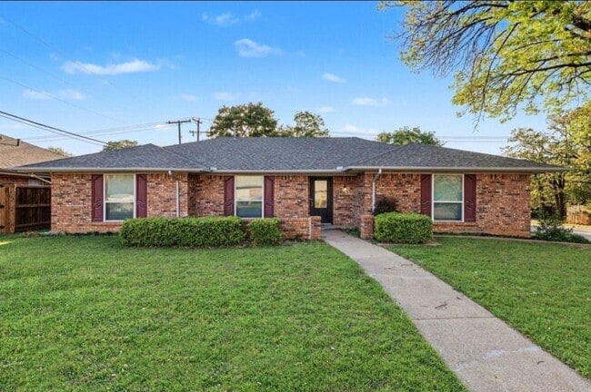 property at 4900 Ridgeline Dr