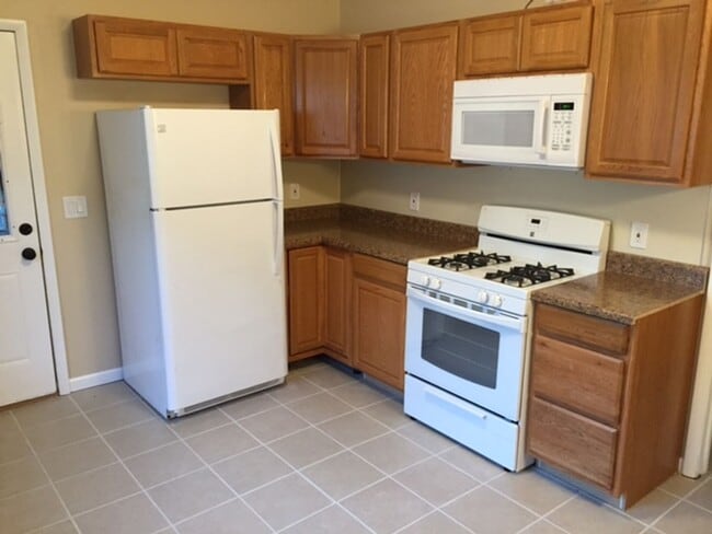 property at 918 Dayton St SW