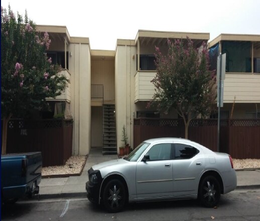 Meadow Lane Apartments in Concord, CA - Building Photo - Other