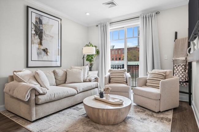 property at 69 Foundry St