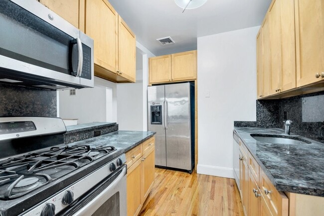 property at 226 E 70th St