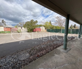 17/19 S. Roosevelt, Unit 19G in Walla Walla, WA - Foto de edificio - Building Photo