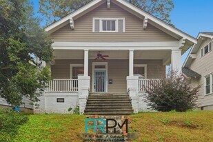 180 Connecticut Ave in Spartanburg, SC - Building Photo