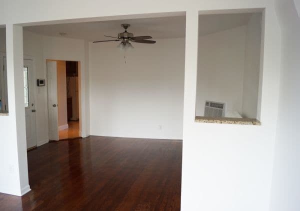 3714 W Irving Park Rd, Unit 2 ND FLR in Chicago, IL - Building Photo - Building Photo