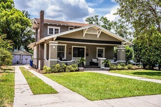 721 Frank Lloyd Wright Way in Lakeland, FL - Building Photo - Building Photo