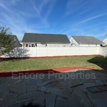 1240 Chimney Swift Dr in Fayetteville, NC - Building Photo - Building Photo