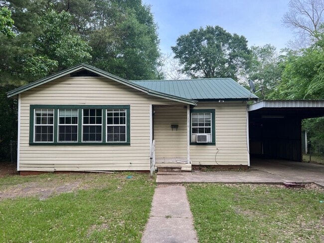 property at 1314 Avalon Dr