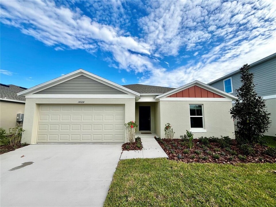 14664 Gallop Run Dr in Lithia, FL - Building Photo