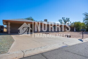 1244 E Delano Dr in Casa Grande, AZ - Building Photo