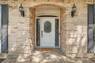 5606 Graystone Ln in Houston, TX - Foto de edificio - Building Photo