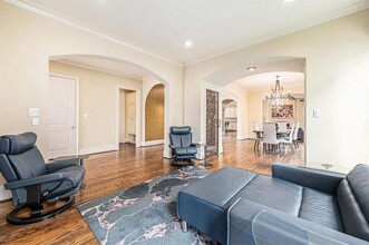 15335 Oyster Creek Ln in Sugar Land, TX - Building Photo - Building Photo