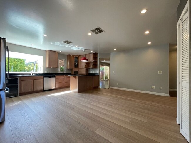 14388 Antone Ct in San Leandro, CA - Building Photo - Building Photo