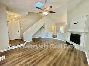 820A Anarine Rd in Fayetteville, NC - Building Photo - Building Photo