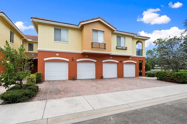 63 SE Palermo in Stuart, FL - Foto de edificio - Building Photo