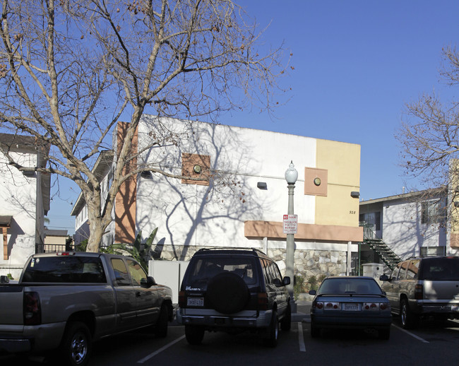 Minnie Street Apartments in Santa Ana, CA - Building Photo - Building Photo