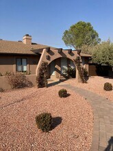 725 Lee Mountain Rd in Sedona, AZ - Building Photo - Building Photo